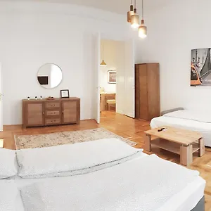  Appartamento Luxury New Cozy Flat At Dob Street Nearby Gozsdu Court