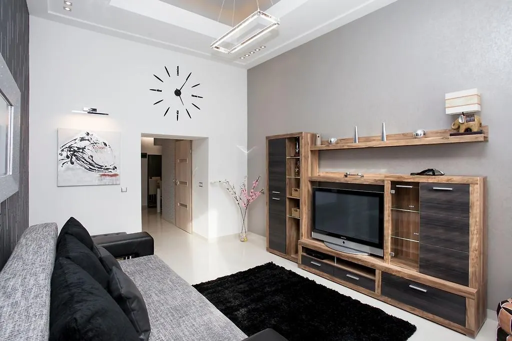 Silver Apartment Budapest